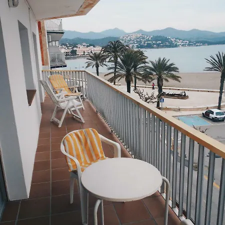 Mediterranean View * Llança